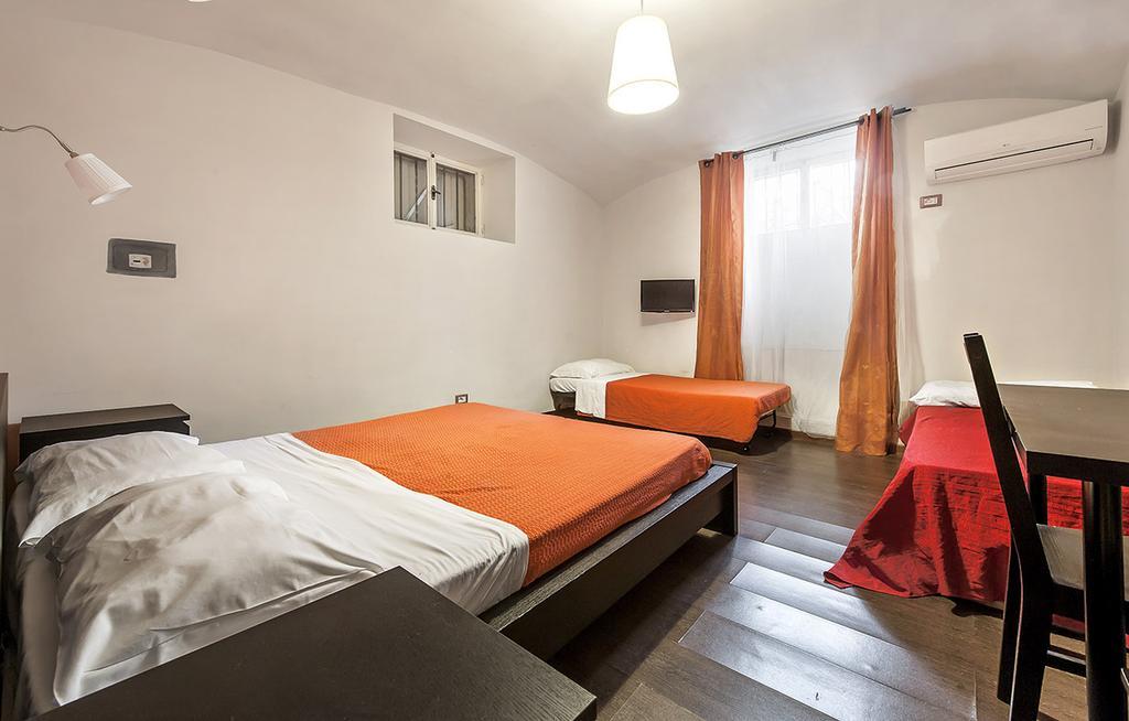 Aladino Inn Rome Room photo